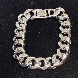 Monet Bracelet Chunky Cuban Style Silver Tone Vintage 1950-70s Signed